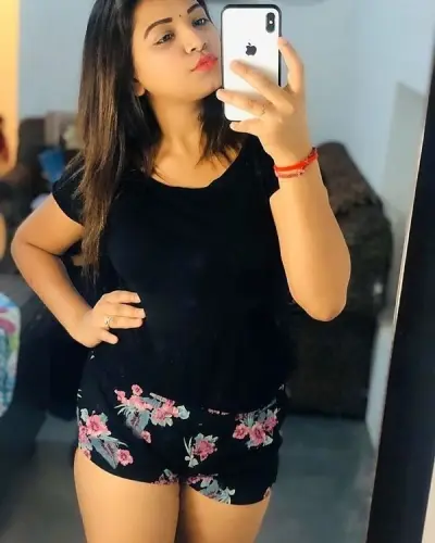 Huzur Escorts